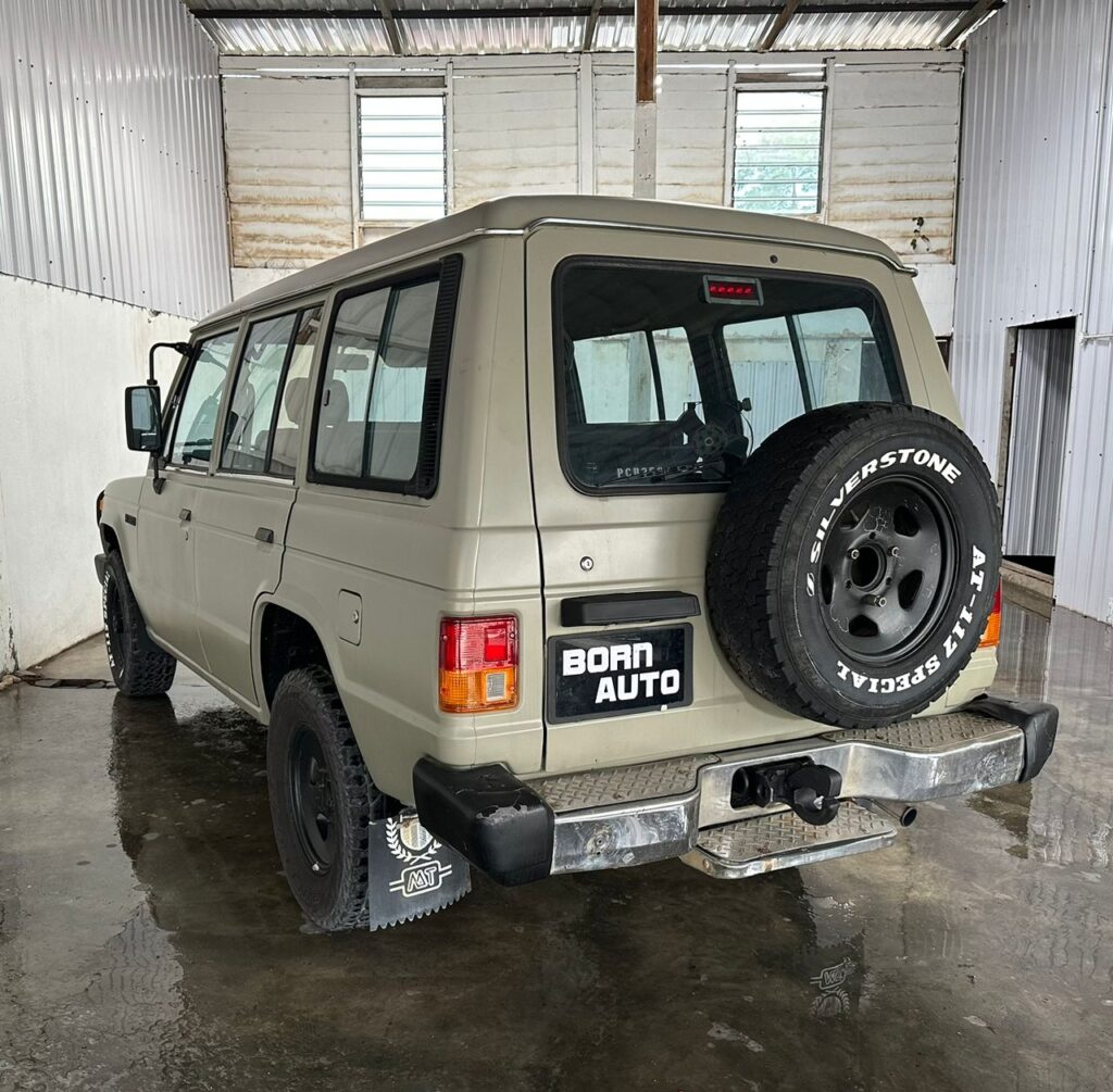 1991 Mitsubishi PAJERO 2.5 (M)